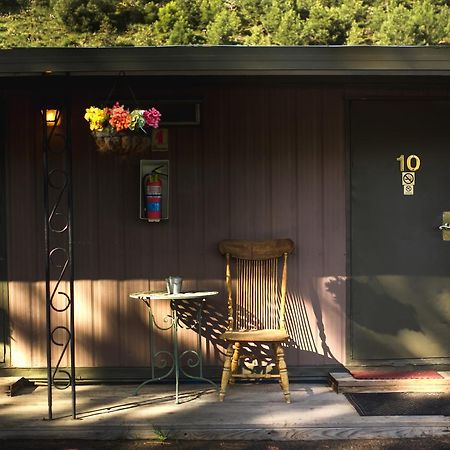 Cozy Mountain Motel Austin Kültér fotó